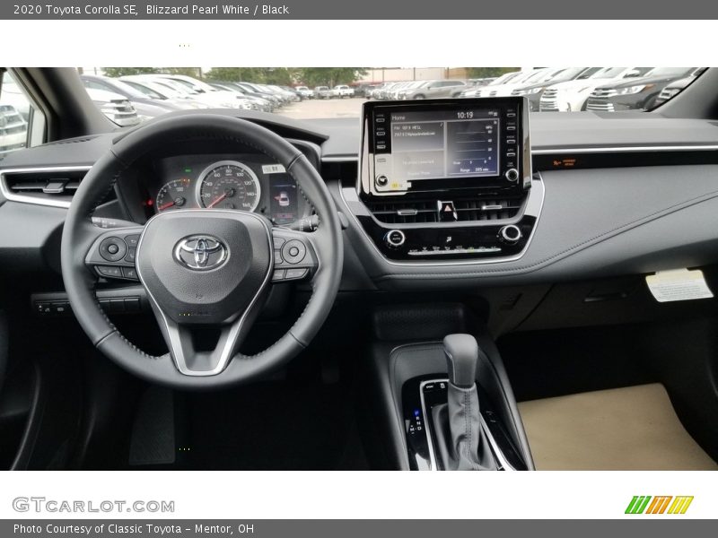 Blizzard Pearl White / Black 2020 Toyota Corolla SE