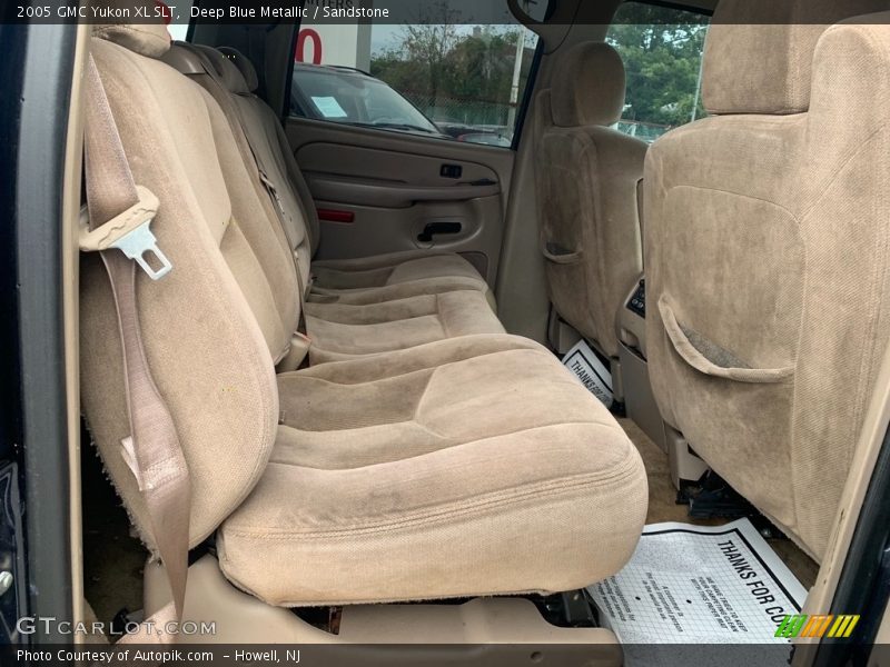 Deep Blue Metallic / Sandstone 2005 GMC Yukon XL SLT