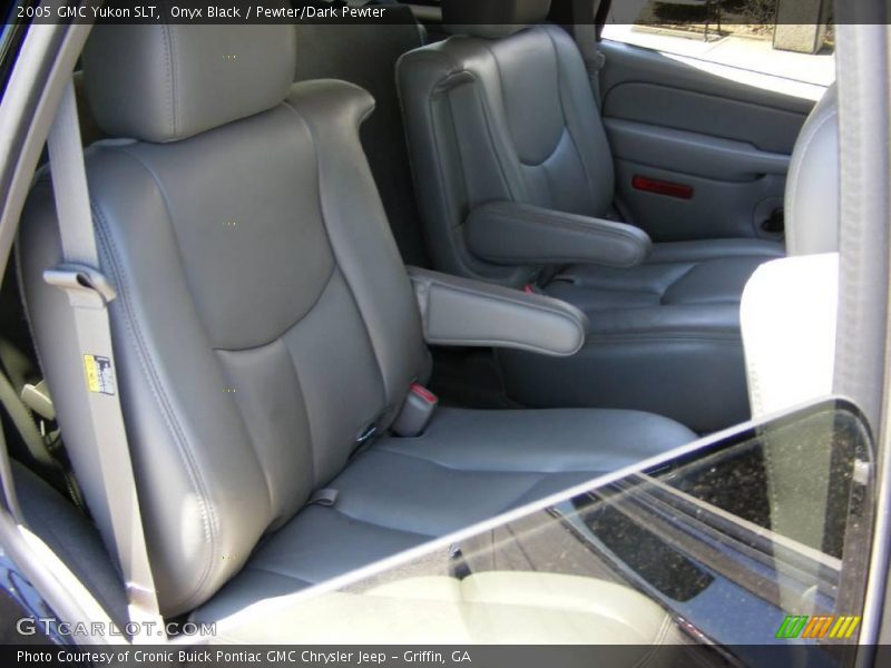 Onyx Black / Pewter/Dark Pewter 2005 GMC Yukon SLT