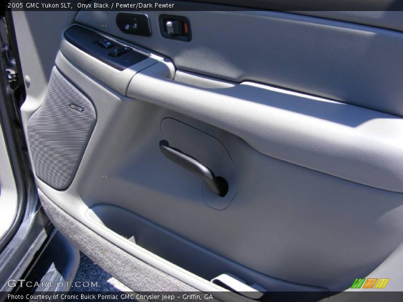 Onyx Black / Pewter/Dark Pewter 2005 GMC Yukon SLT