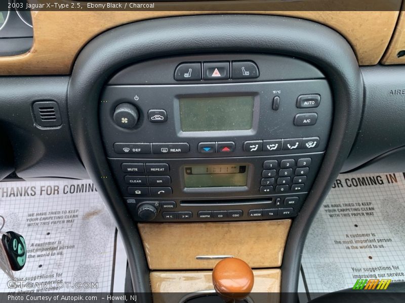 Ebony Black / Charcoal 2003 Jaguar X-Type 2.5