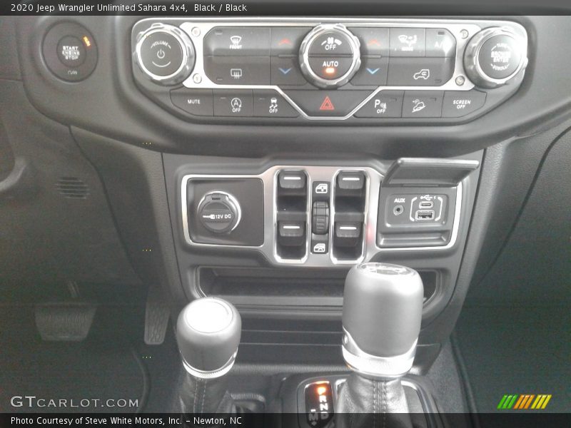 Black / Black 2020 Jeep Wrangler Unlimited Sahara 4x4