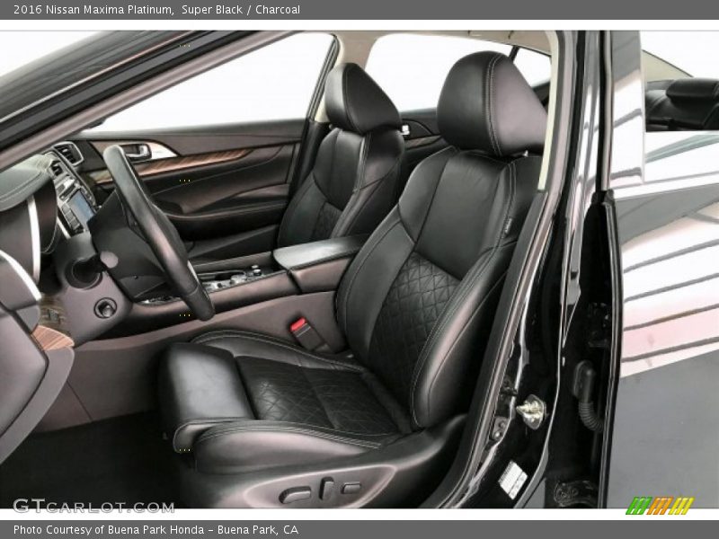 Super Black / Charcoal 2016 Nissan Maxima Platinum