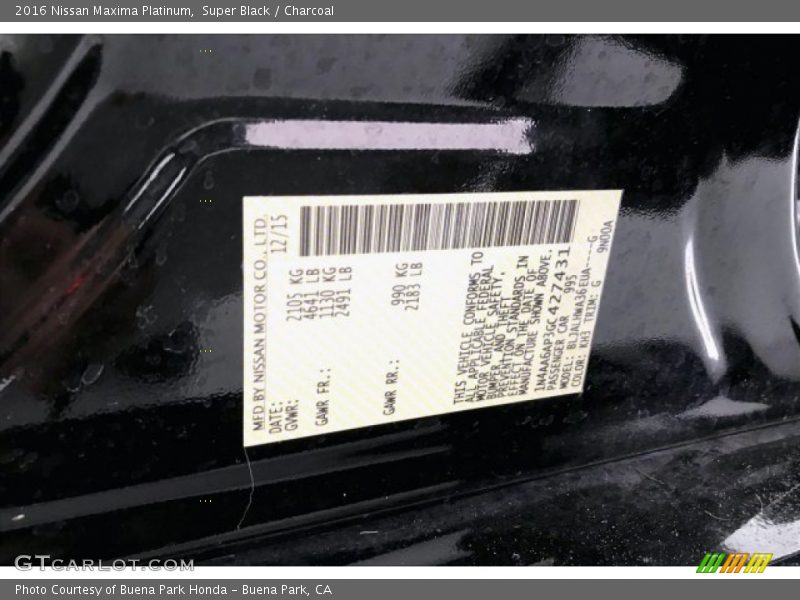 Super Black / Charcoal 2016 Nissan Maxima Platinum