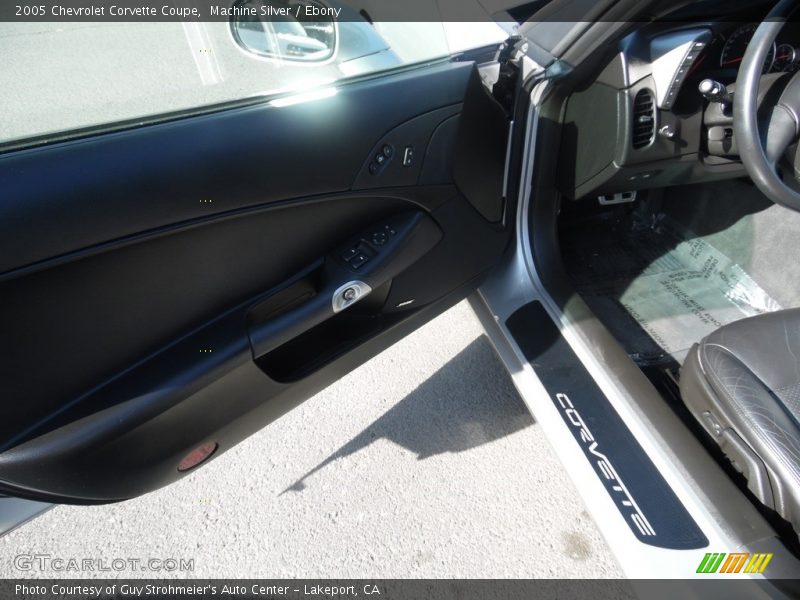 Machine Silver / Ebony 2005 Chevrolet Corvette Coupe