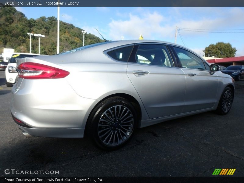 Ingot Silver / Ebony 2018 Ford Fusion SE