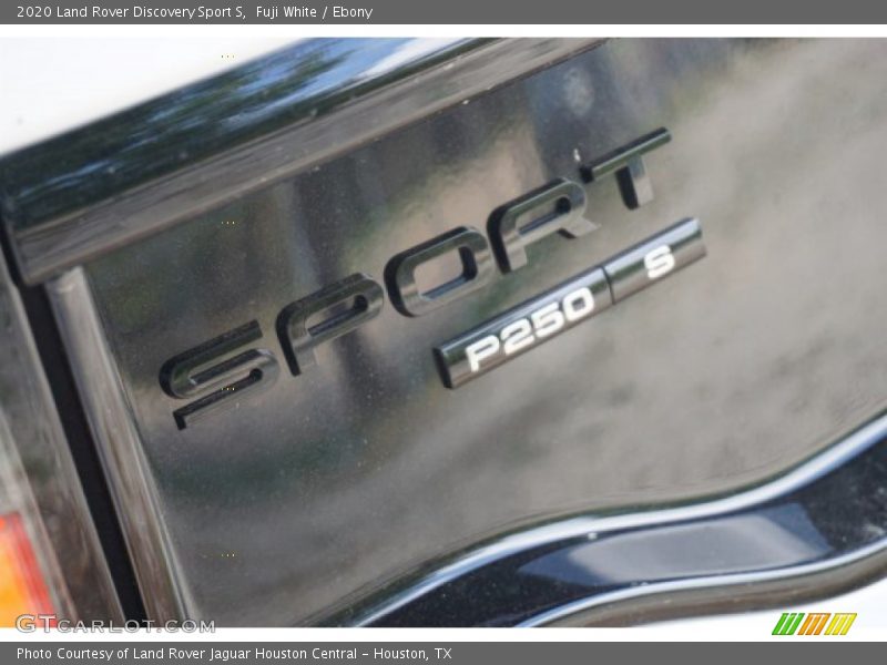 Fuji White / Ebony 2020 Land Rover Discovery Sport S