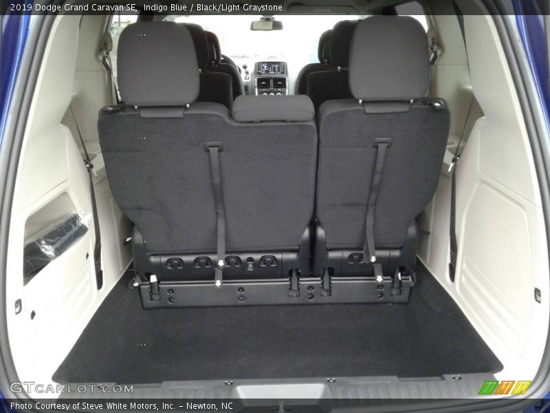 Indigo Blue / Black/Light Graystone 2019 Dodge Grand Caravan SE