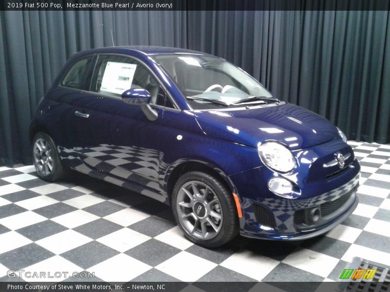 Mezzanotte Blue Pearl / Avorio (Ivory) 2019 Fiat 500 Pop