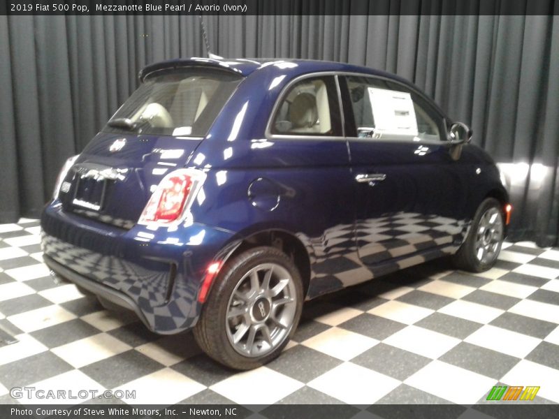 Mezzanotte Blue Pearl / Avorio (Ivory) 2019 Fiat 500 Pop