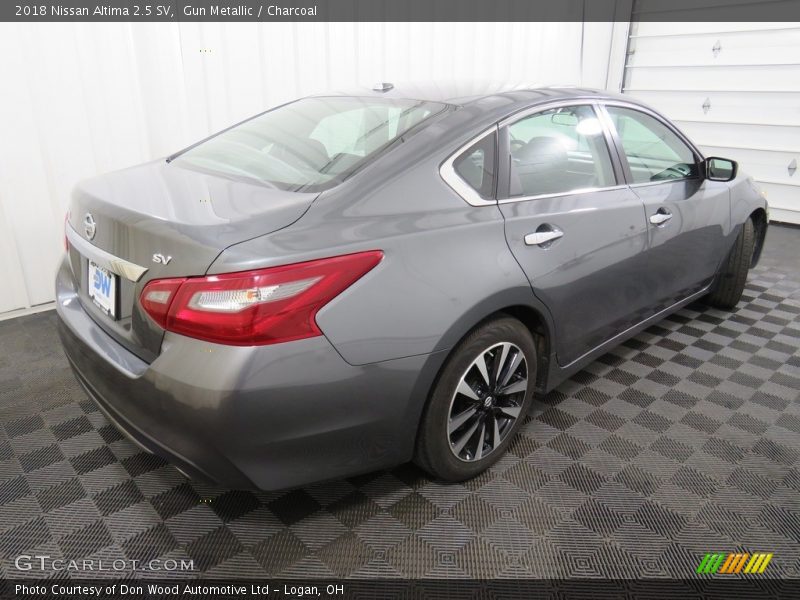 Gun Metallic / Charcoal 2018 Nissan Altima 2.5 SV