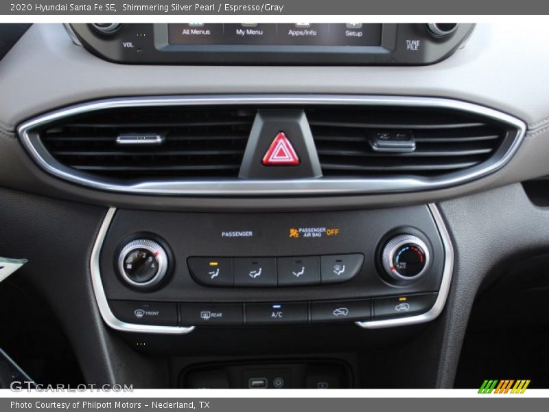 Shimmering Silver Pearl / Espresso/Gray 2020 Hyundai Santa Fe SE