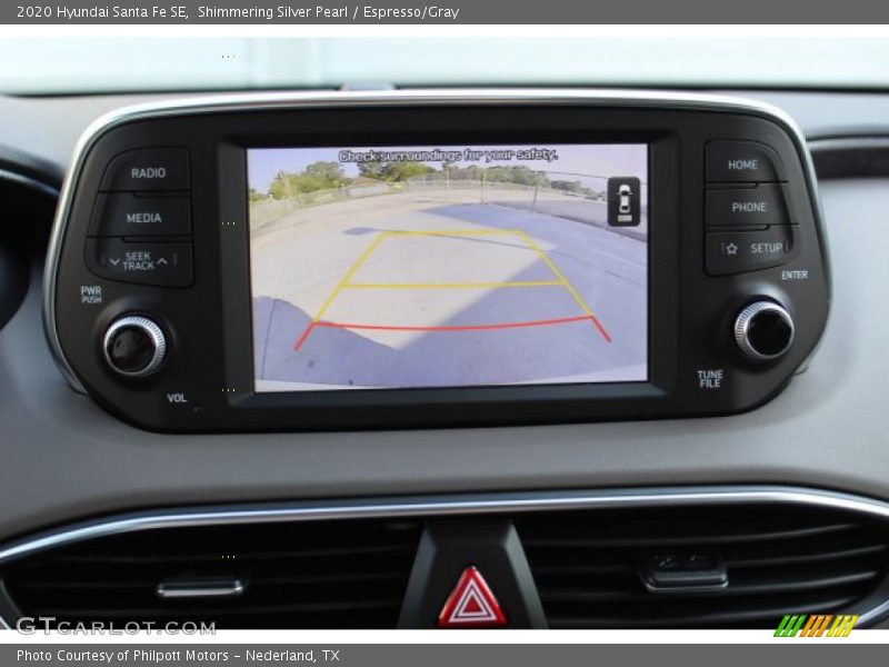 Shimmering Silver Pearl / Espresso/Gray 2020 Hyundai Santa Fe SE
