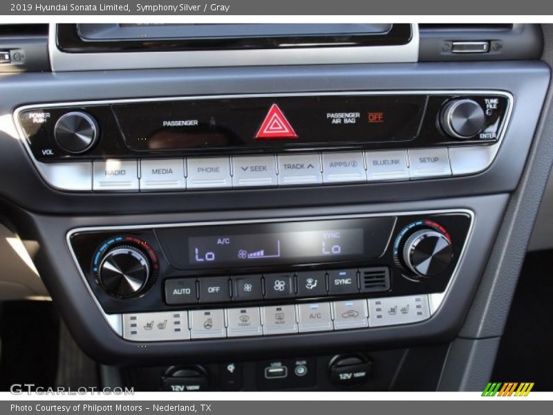 Symphony Silver / Gray 2019 Hyundai Sonata Limited