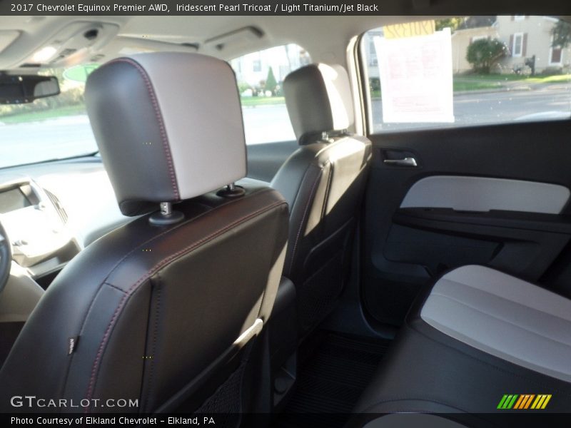 Iridescent Pearl Tricoat / Light Titanium/Jet Black 2017 Chevrolet Equinox Premier AWD