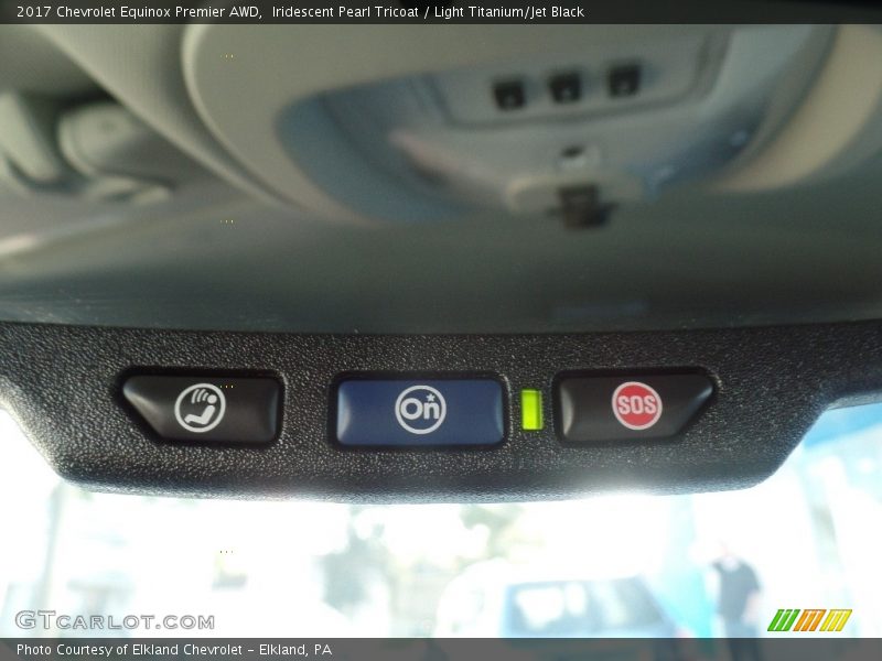 Iridescent Pearl Tricoat / Light Titanium/Jet Black 2017 Chevrolet Equinox Premier AWD