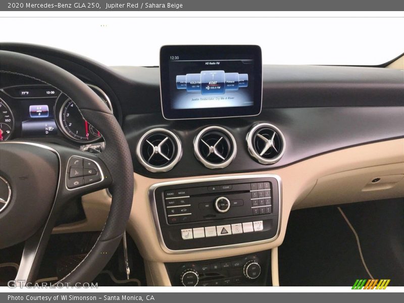 Jupiter Red / Sahara Beige 2020 Mercedes-Benz GLA 250