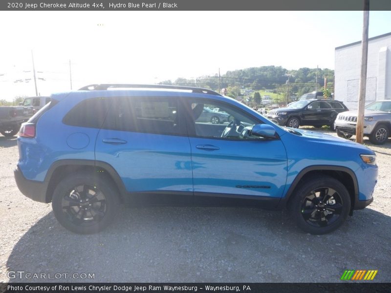 Hydro Blue Pearl / Black 2020 Jeep Cherokee Altitude 4x4