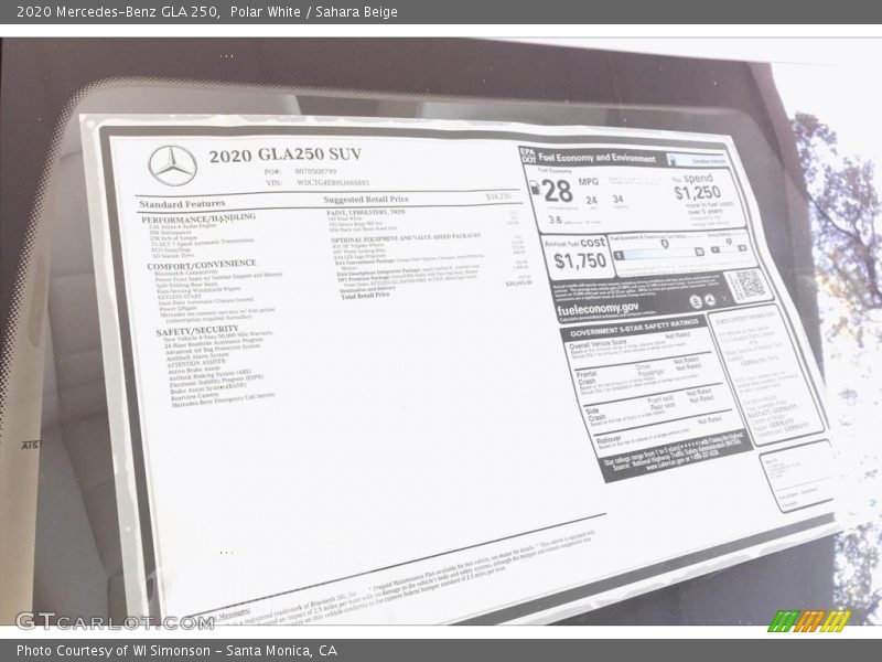 Polar White / Sahara Beige 2020 Mercedes-Benz GLA 250