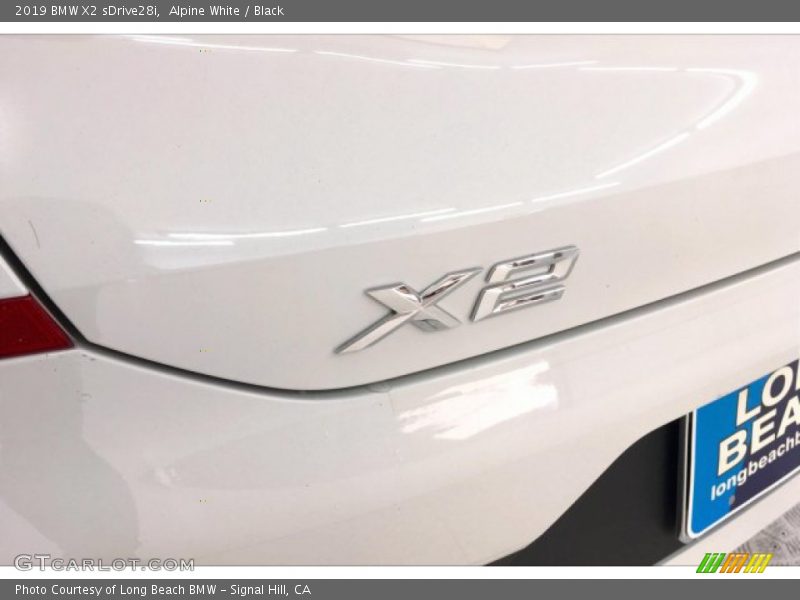 Alpine White / Black 2019 BMW X2 sDrive28i