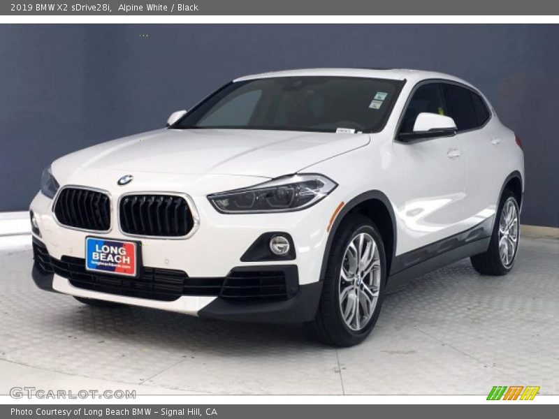 Alpine White / Black 2019 BMW X2 sDrive28i