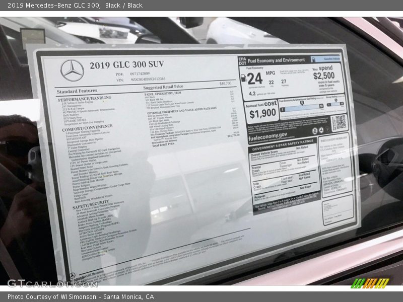 Black / Black 2019 Mercedes-Benz GLC 300