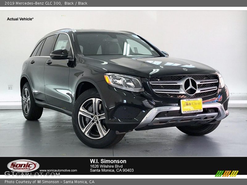 Black / Black 2019 Mercedes-Benz GLC 300