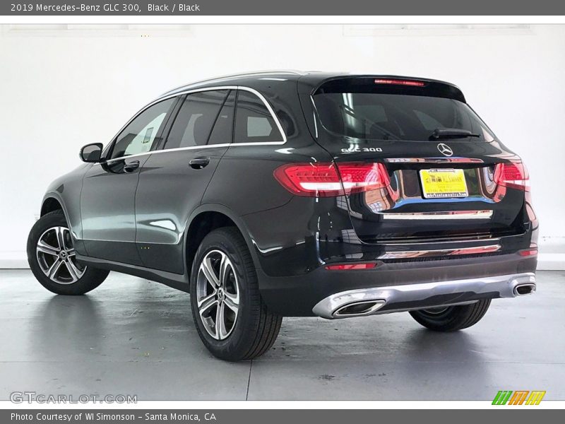 Black / Black 2019 Mercedes-Benz GLC 300