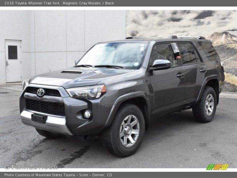 Magnetic Gray Metallic / Black 2016 Toyota 4Runner Trail 4x4