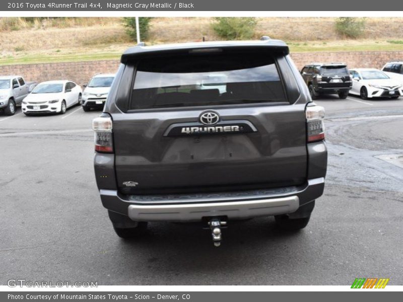 Magnetic Gray Metallic / Black 2016 Toyota 4Runner Trail 4x4