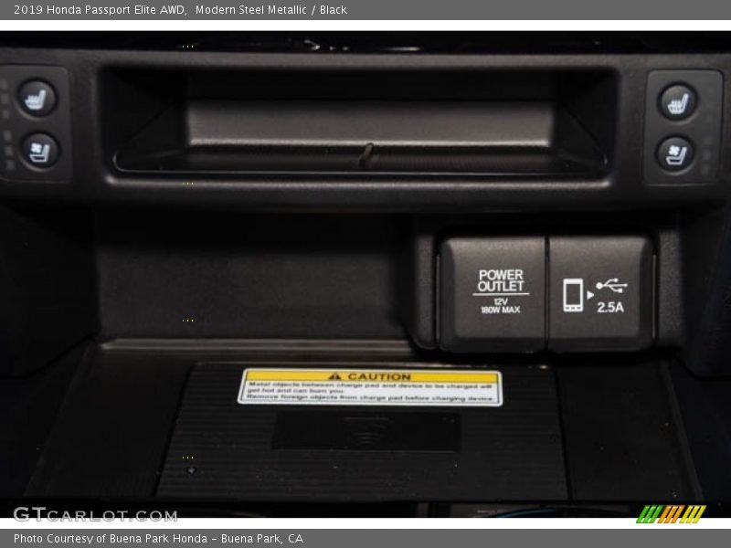 Modern Steel Metallic / Black 2019 Honda Passport Elite AWD