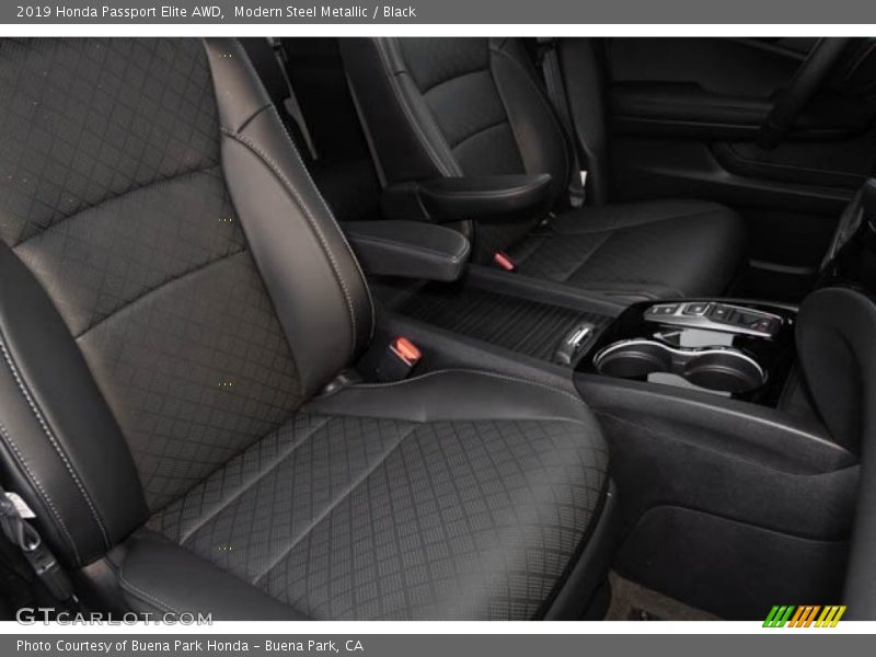 Modern Steel Metallic / Black 2019 Honda Passport Elite AWD