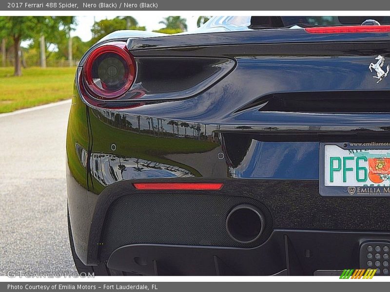 Nero (Black) / Nero (Black) 2017 Ferrari 488 Spider