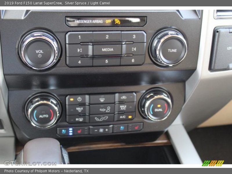 Silver Spruce / Light Camel 2019 Ford F150 Lariat SuperCrew