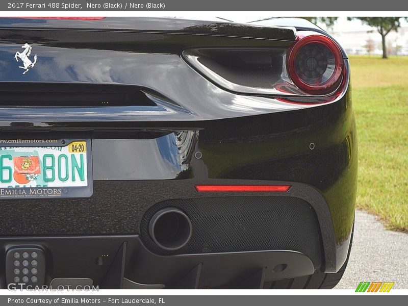 Nero (Black) / Nero (Black) 2017 Ferrari 488 Spider
