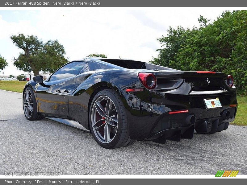 Nero (Black) / Nero (Black) 2017 Ferrari 488 Spider