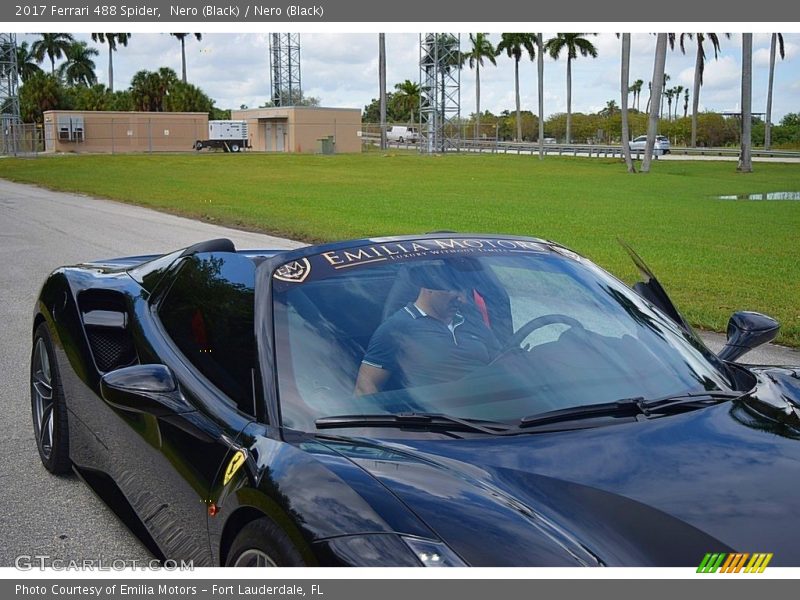 Nero (Black) / Nero (Black) 2017 Ferrari 488 Spider
