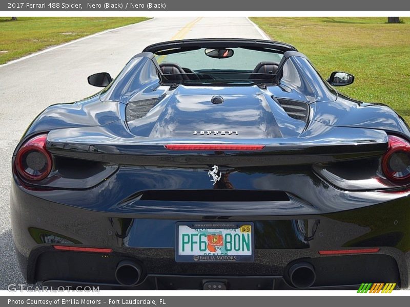 Nero (Black) / Nero (Black) 2017 Ferrari 488 Spider