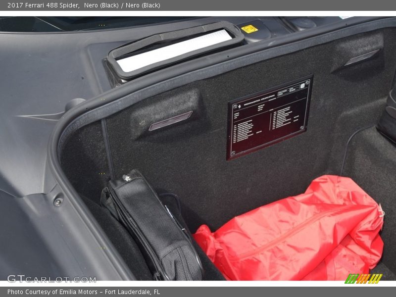  2017 488 Spider  Trunk