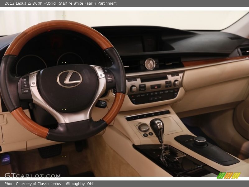 Starfire White Pearl / Parchment 2013 Lexus ES 300h Hybrid
