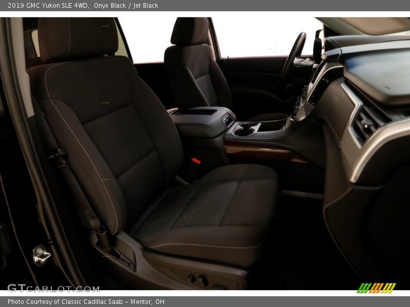 Onyx Black / Jet Black 2019 GMC Yukon SLE 4WD