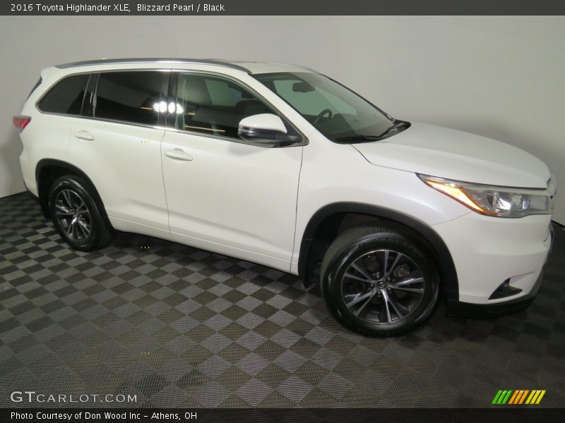 Blizzard Pearl / Black 2016 Toyota Highlander XLE