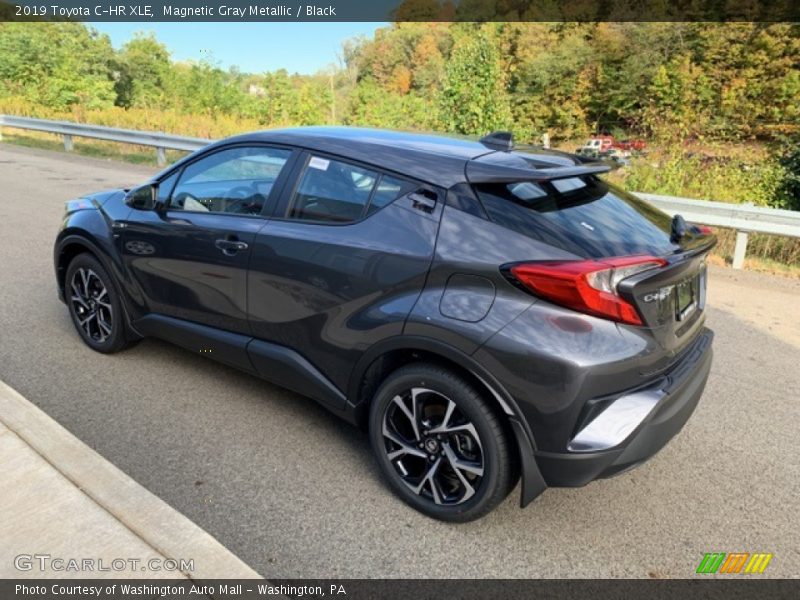 Magnetic Gray Metallic / Black 2019 Toyota C-HR XLE