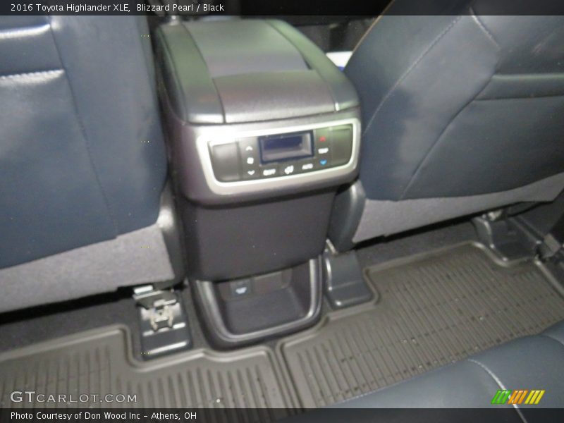 Blizzard Pearl / Black 2016 Toyota Highlander XLE