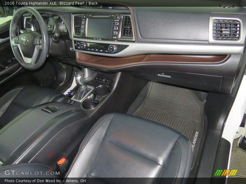 Blizzard Pearl / Black 2016 Toyota Highlander XLE