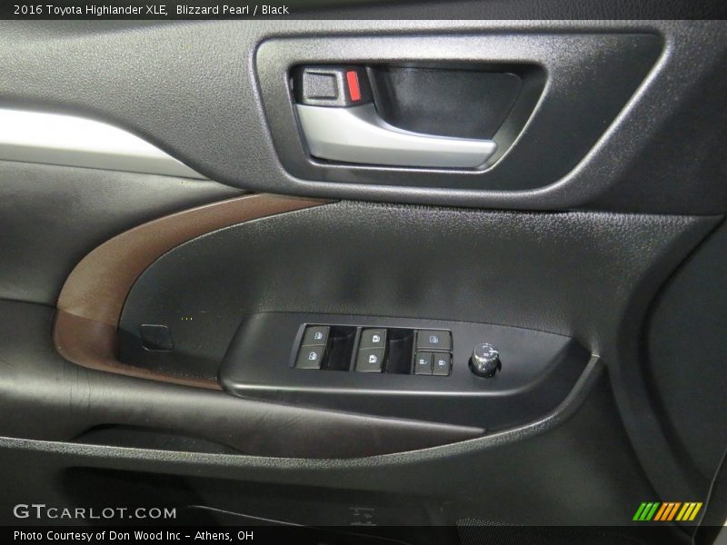 Blizzard Pearl / Black 2016 Toyota Highlander XLE