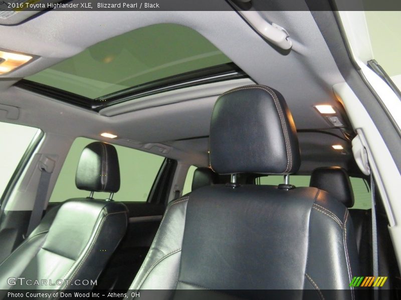 Blizzard Pearl / Black 2016 Toyota Highlander XLE