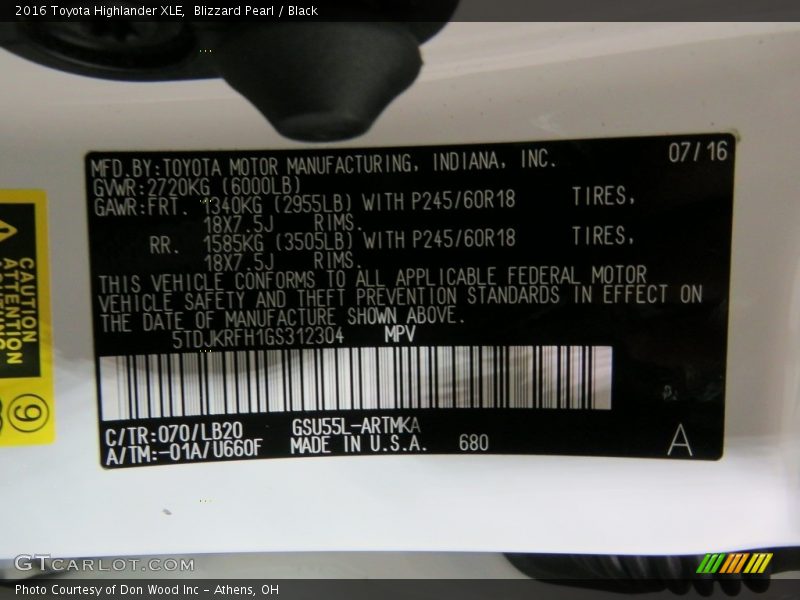 Blizzard Pearl / Black 2016 Toyota Highlander XLE