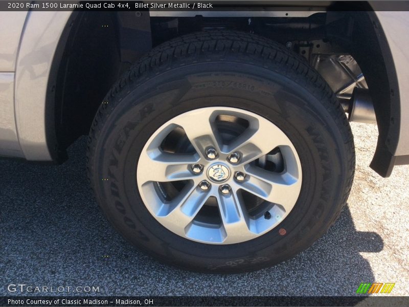 Billet Silver Metallic / Black 2020 Ram 1500 Laramie Quad Cab 4x4