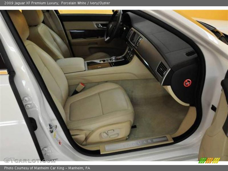 Porcelain White / Ivory/Oyster 2009 Jaguar XF Premium Luxury